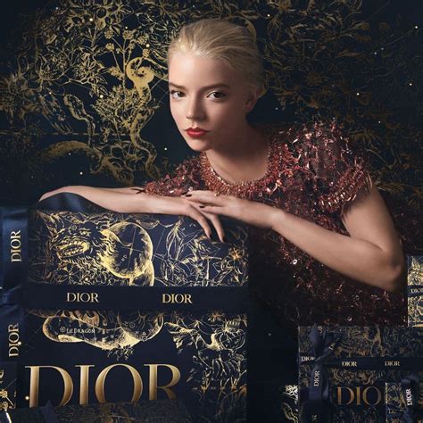 Dior holidays 2022